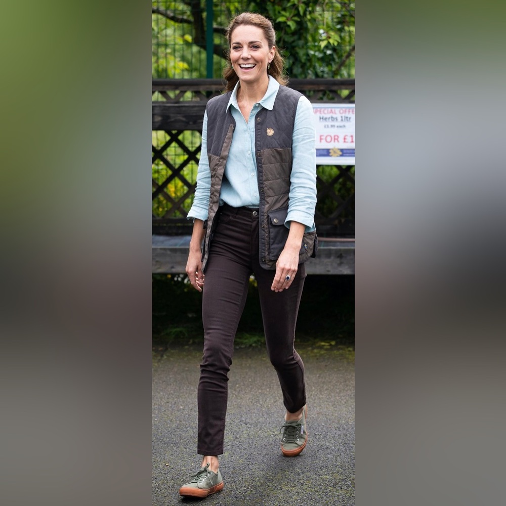 Superga 2750 Cotu Canvas Sneaker in Sherwood Gum-ASO Kate Middleton Royal (Rare) - Picture 12 of 12